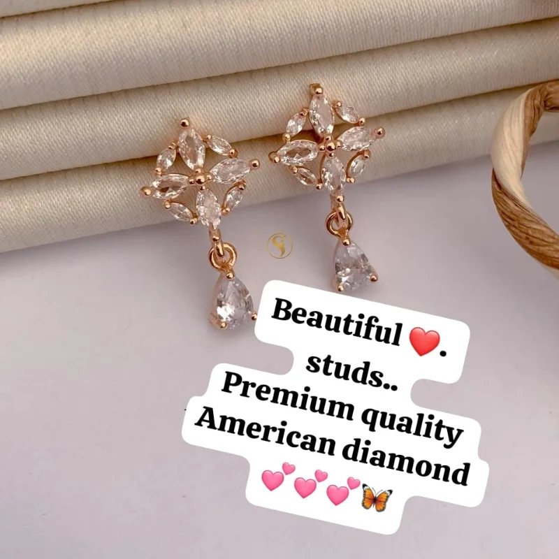 gj (9) Stud Earrings gj