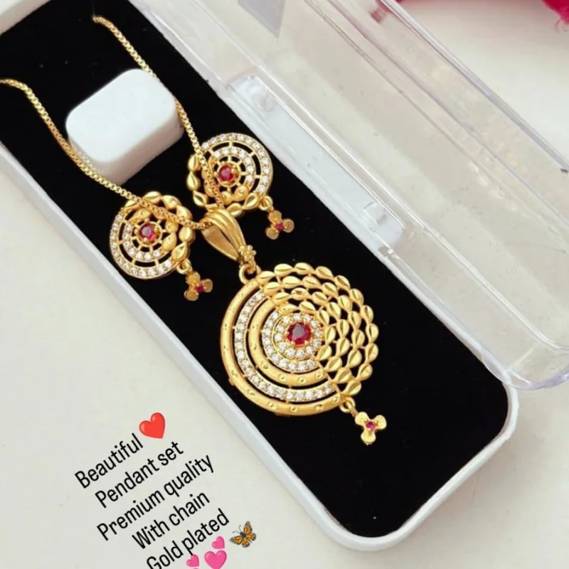 299 gj (18) Exquisite Gold-Plated Circular Ruby & White Stone Pendant Set with Fan Motif