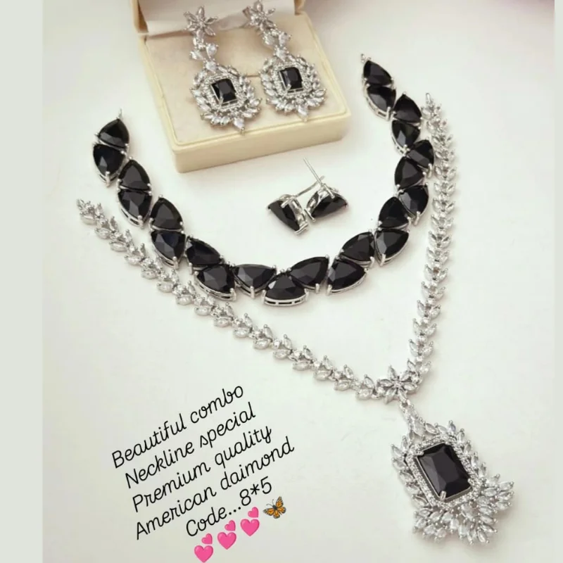 gj (73) Combo Necklace Set